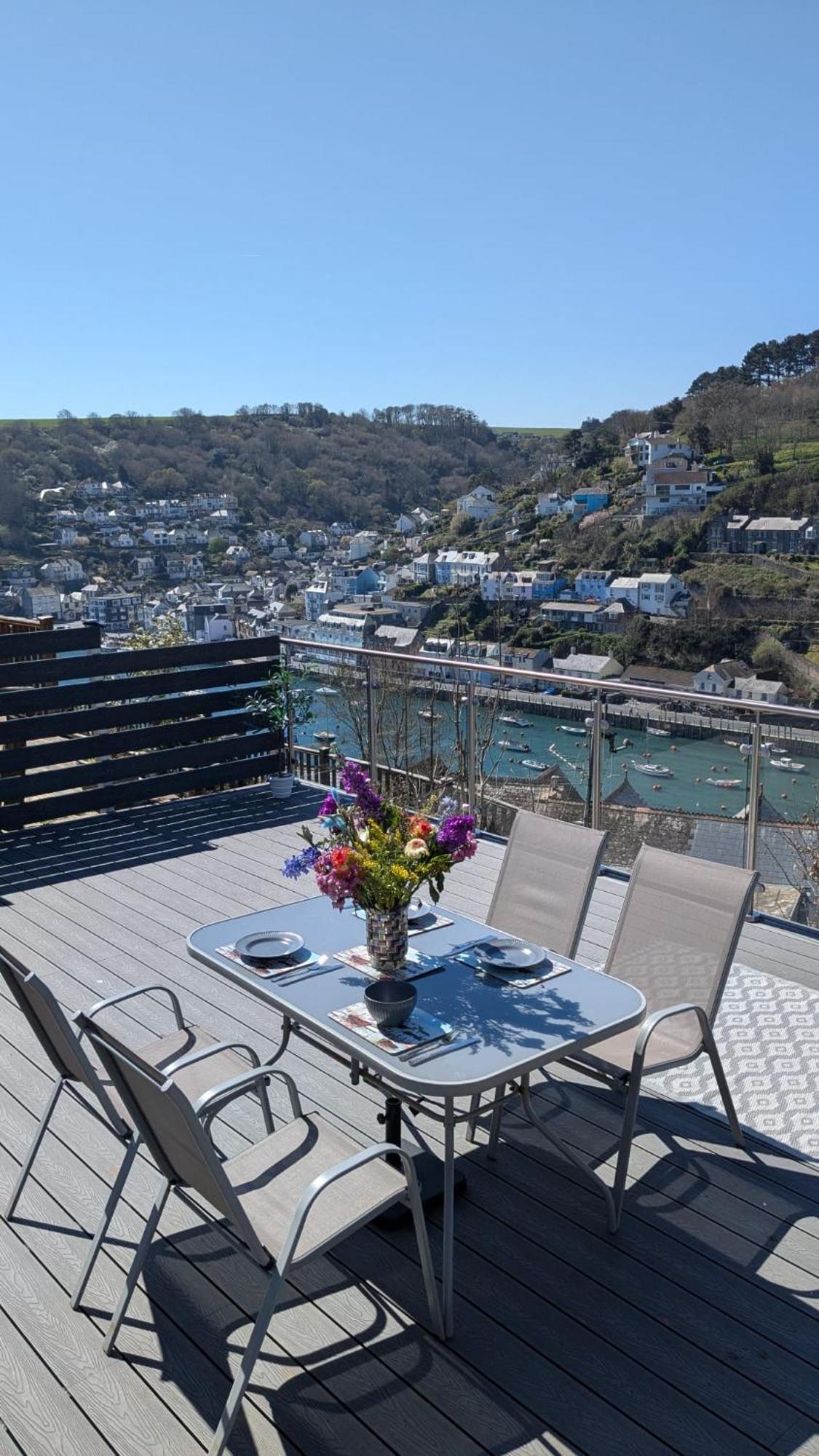 The Hillocks, - Two Bedroom House With Fabulous Views Of Town And Harbour Looe