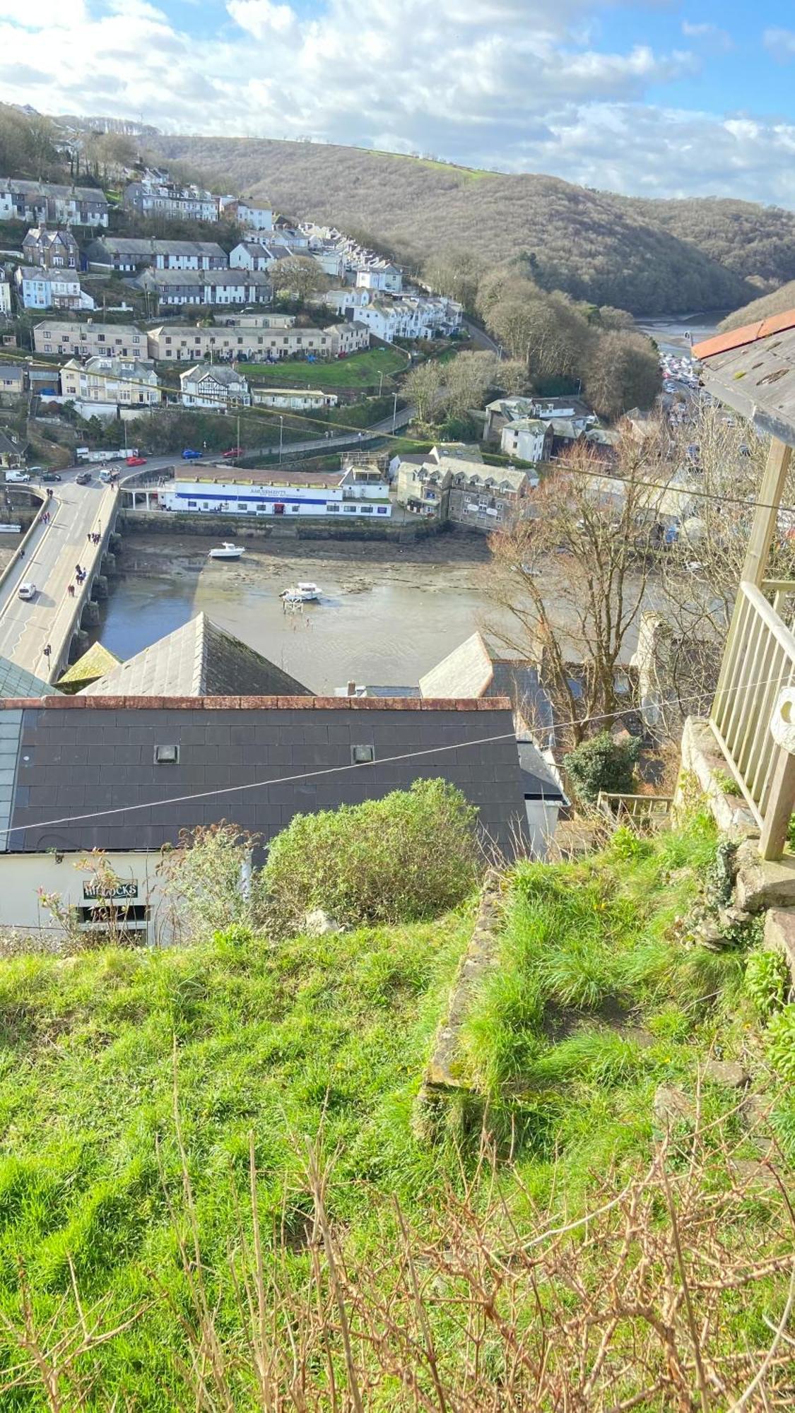 Сasa de vacaciones The Hillocks, - Two Bedroom House With Fabulous Views Of Town And Harbour *